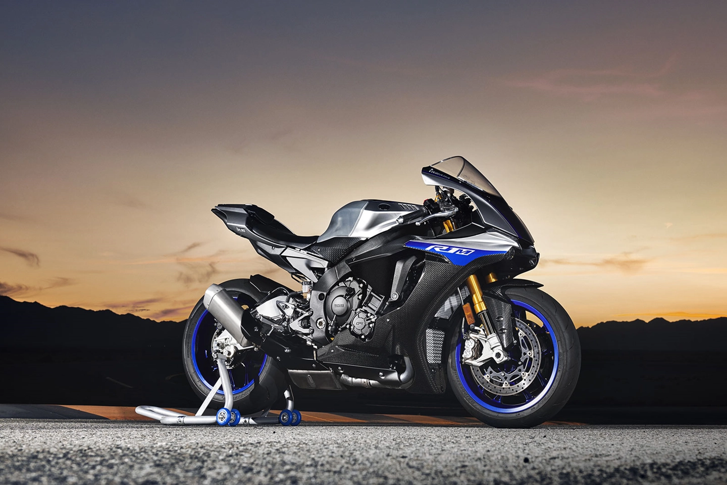 Yamaha YZF-R1M